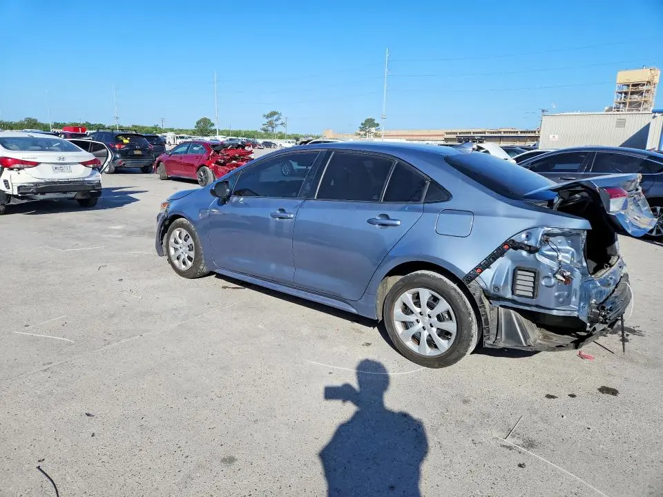 2021 TOYOTA COROLLA LE  