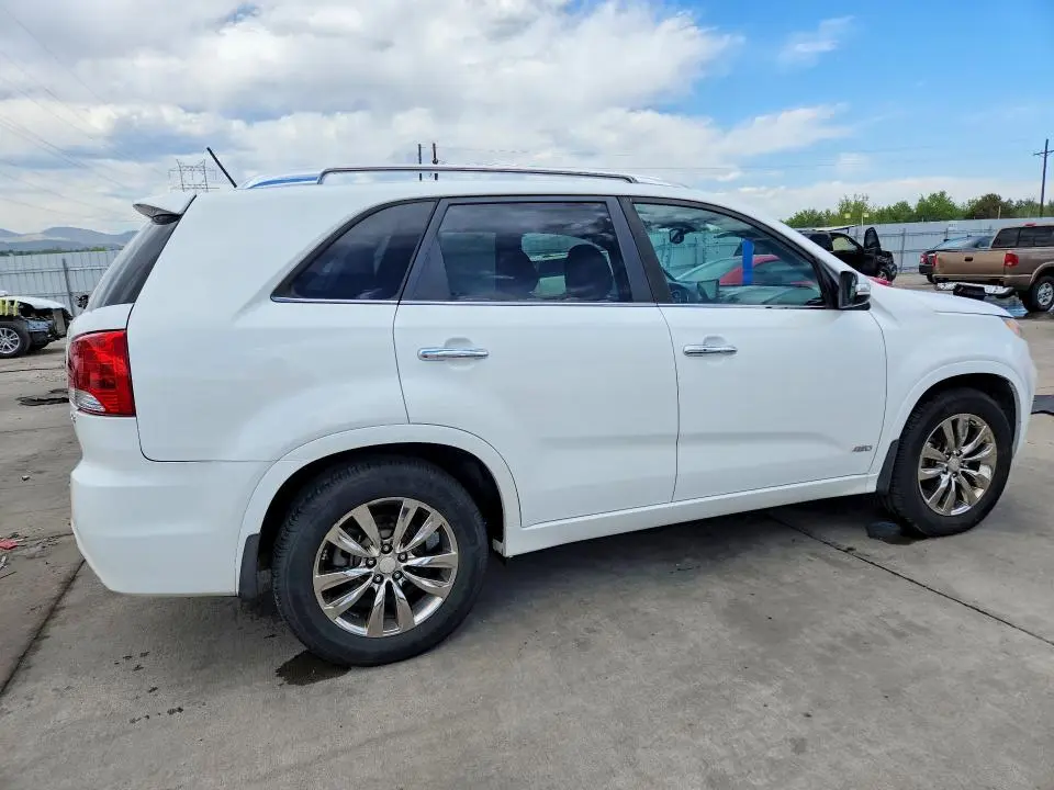 2013 KIA SORENTO SX  