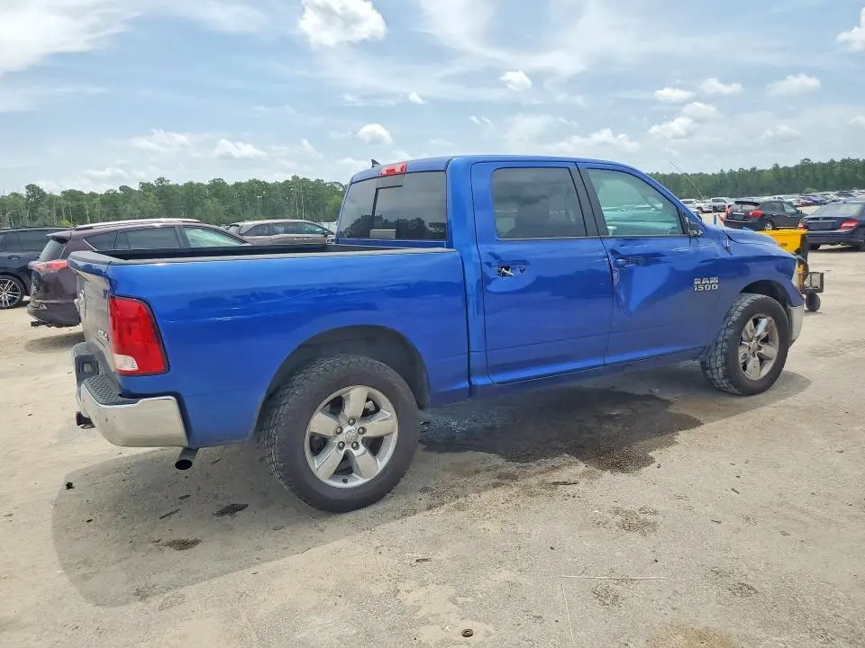 2018 RAM 1500 SLT  