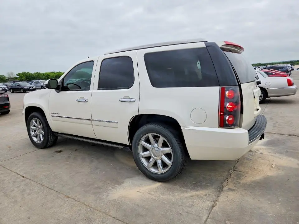 2011 GMC YUKON DENALI  