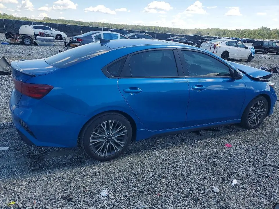 2023 KIA FORTE GT LINE  