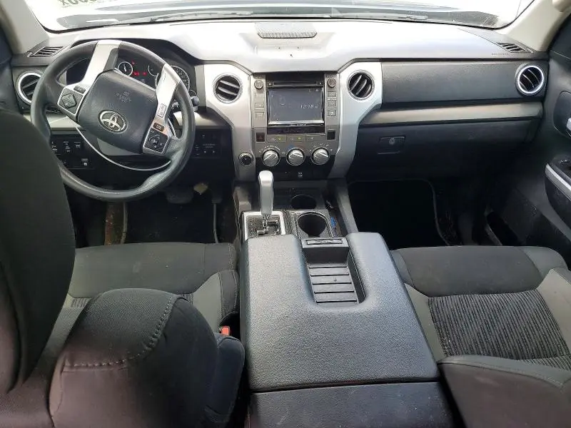 2017 TOYOTA TUNDRA SR5  
