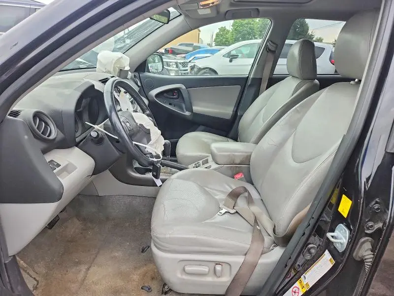2010 TOYOTA RAV4 LIMITED  