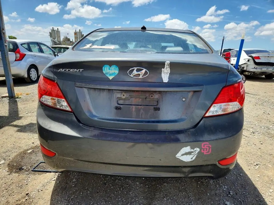 2012 HYUNDAI ACCENT GLS  