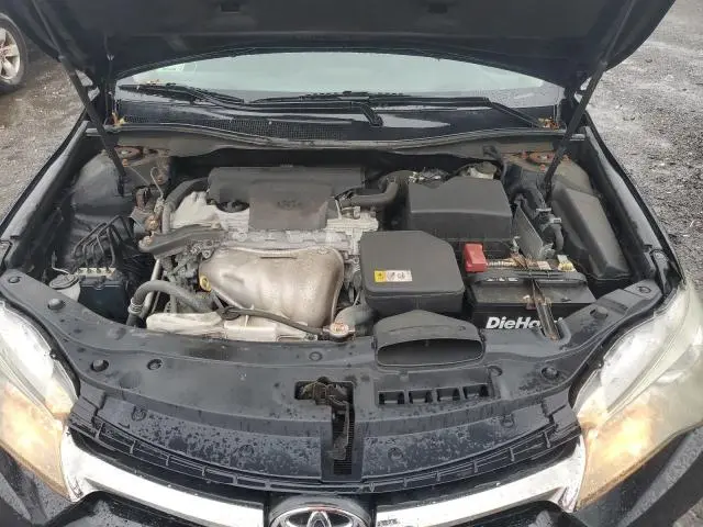 2017 TOYOTA CAMRY LE