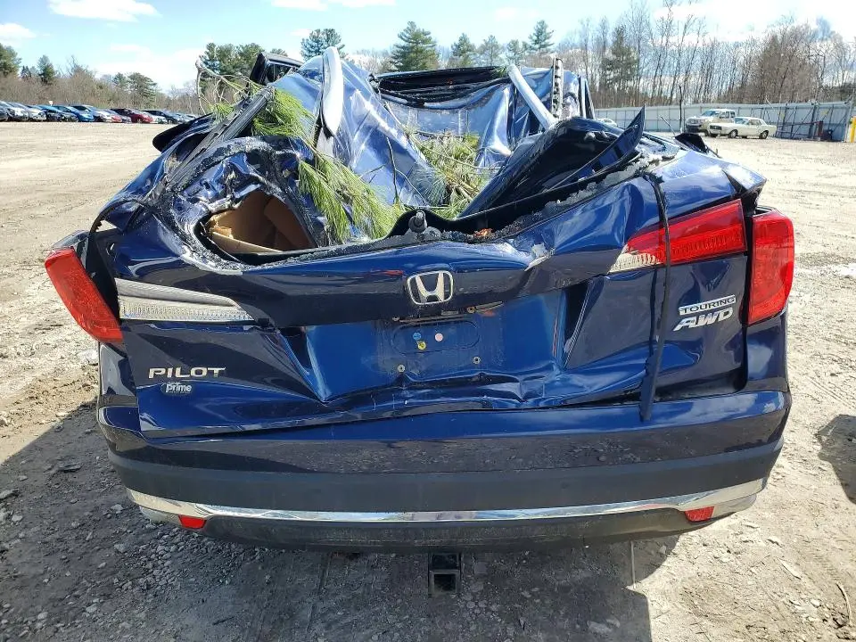 2017 HONDA PILOT TOURING  