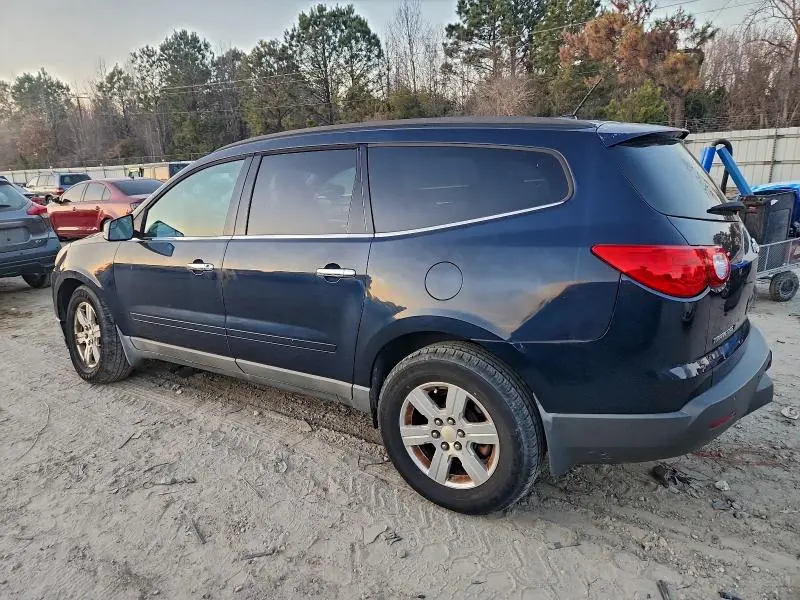 2010 CHEVROLET TRAVERSE LT  