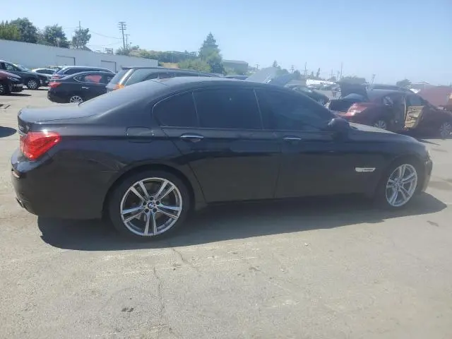2011 BMW 750 I  