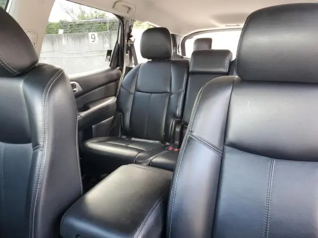 2018 NISSAN PATHFINDER SL  