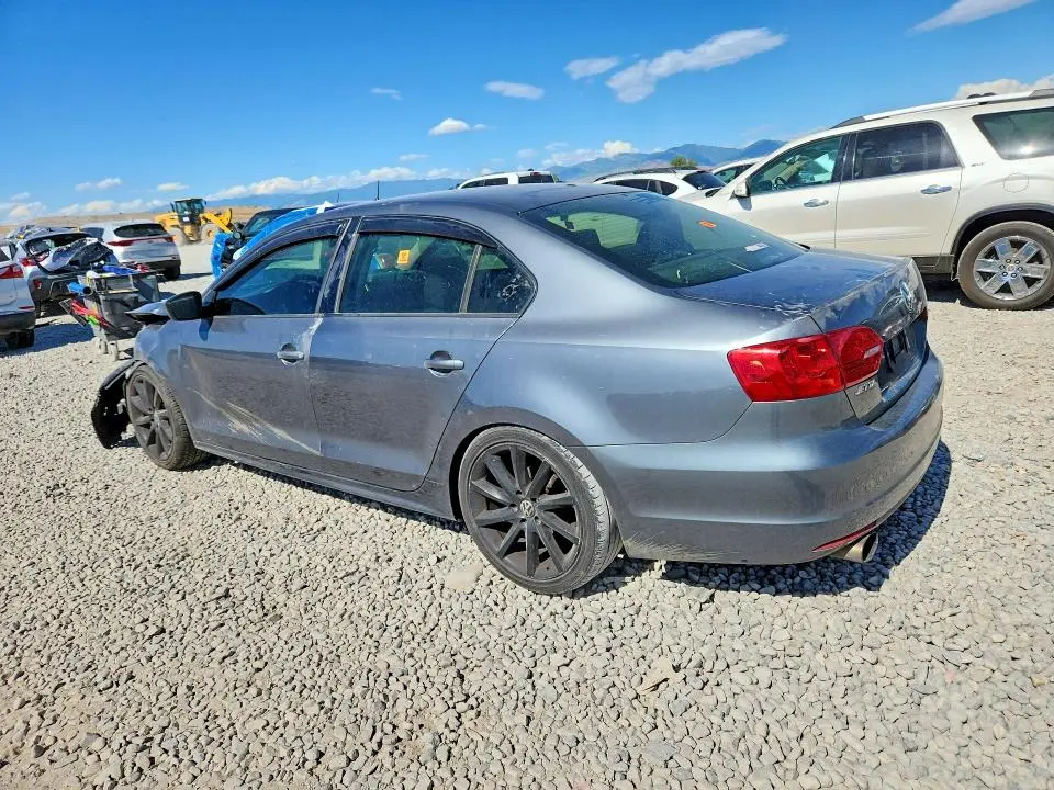 2014 VOLKSWAGEN JETTA BASE  