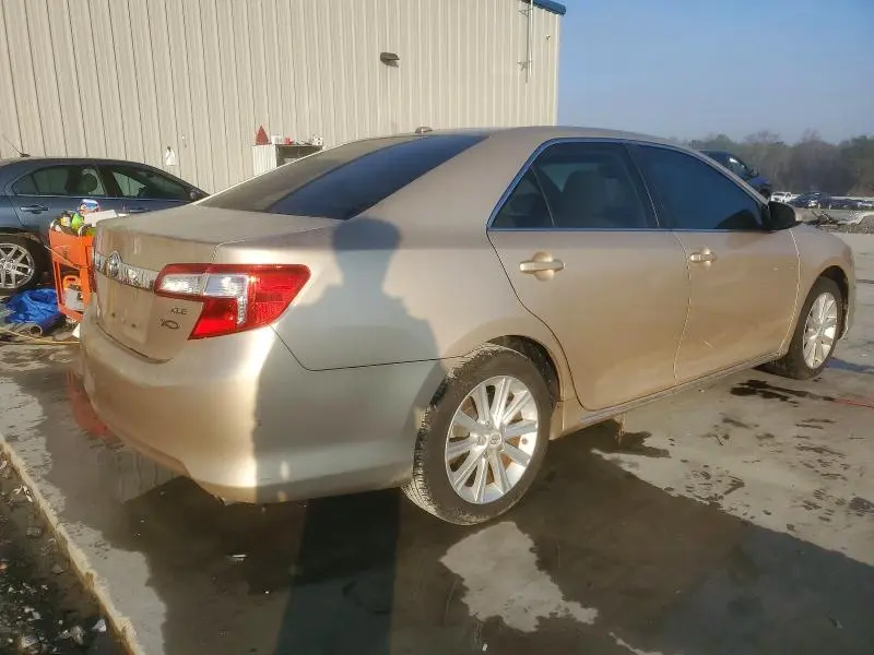 2012 TOYOTA CAMRY BASE  