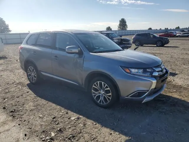 2018 MITSUBISHI OUTLANDER SE  