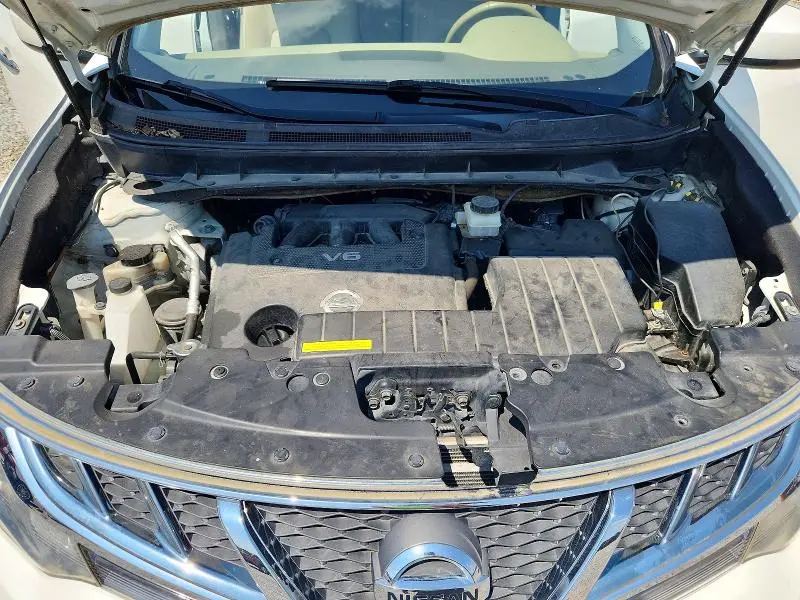 2012 NISSAN MURANO S  