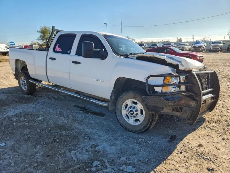 2011 CHEVROLET SILVERADO C2500 HEAVY DUTY  