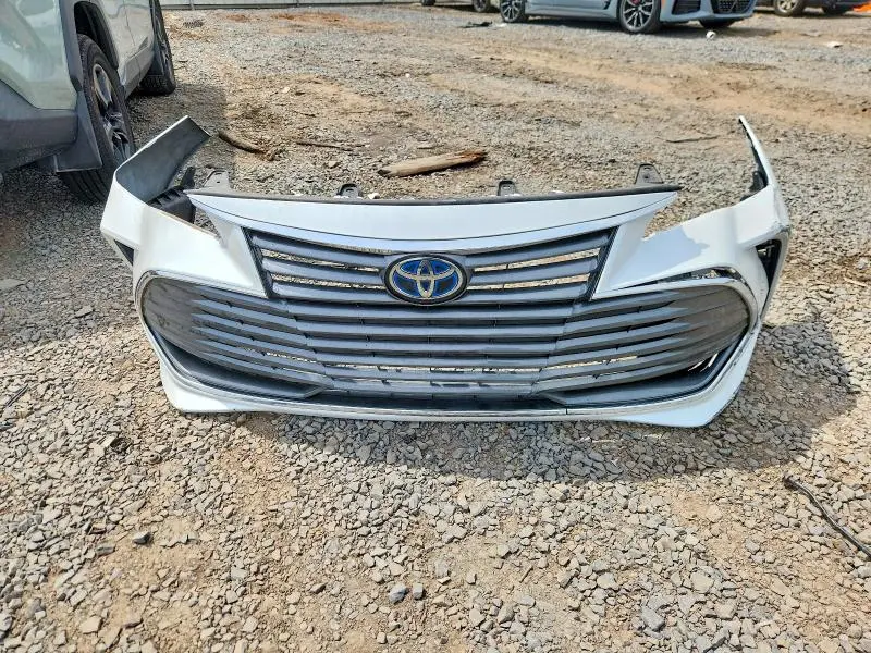 2021 TOYOTA AVALON XLE  