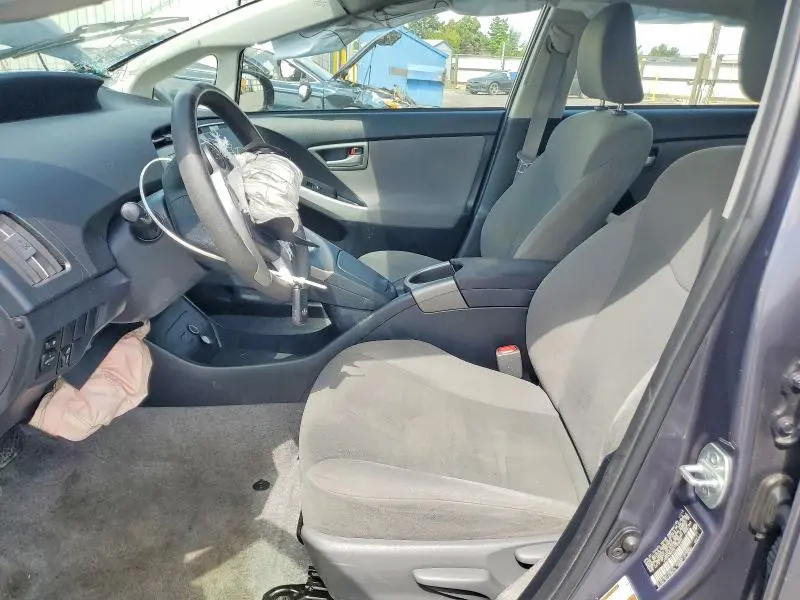 2014 TOYOTA PRIUS TWO  