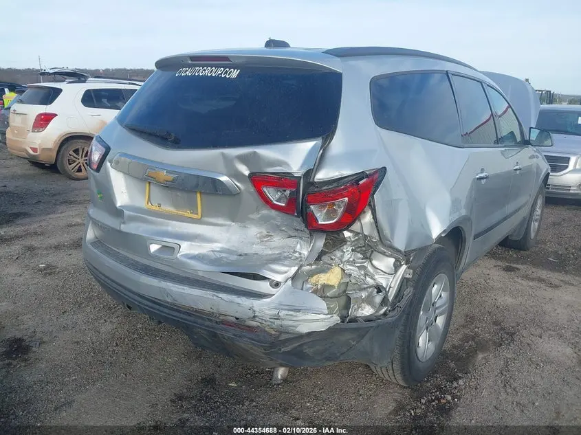 2017 CHEVROLET TRAVERSE LS