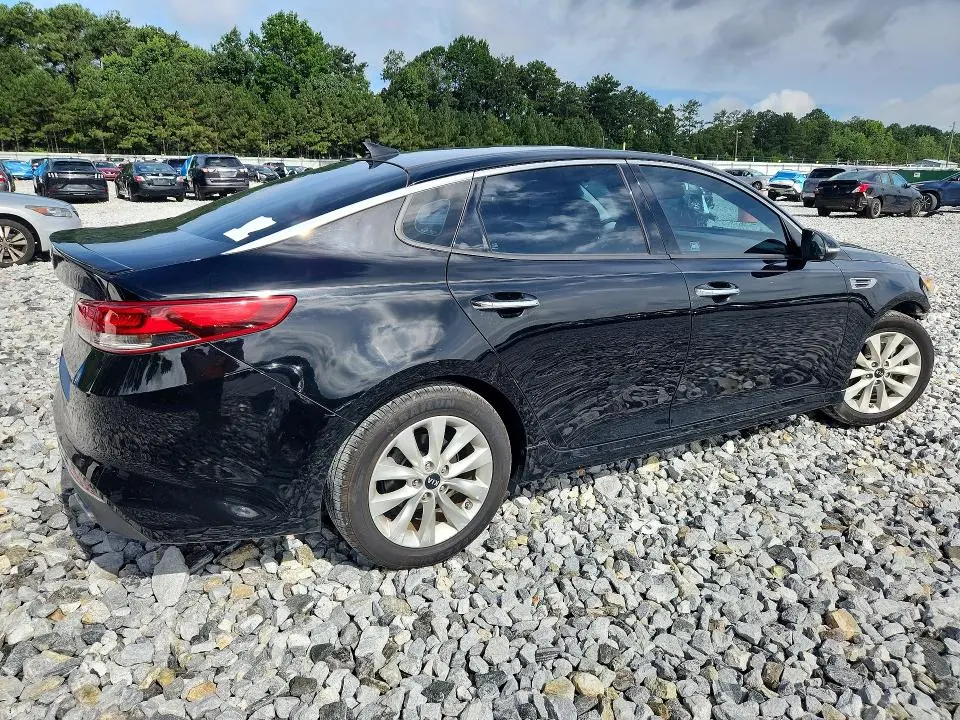 2018 KIA OPTIMA S  