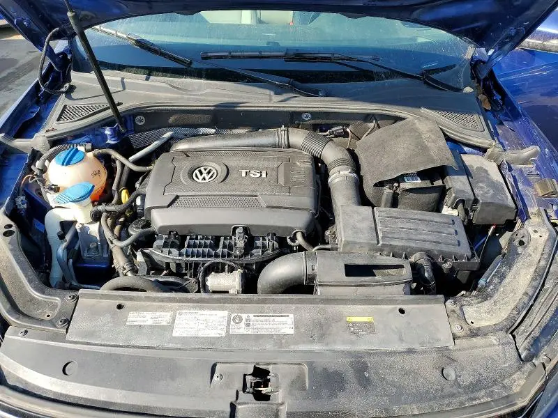 2017 VOLKSWAGEN PASSAT SE  