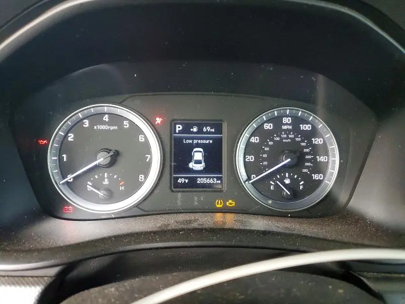 2018 HYUNDAI SONATA SE  