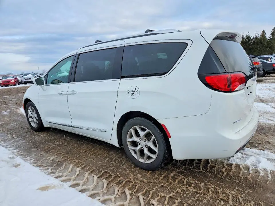 2018 CHRYSLER PACIFICA TOURING L PLUS  