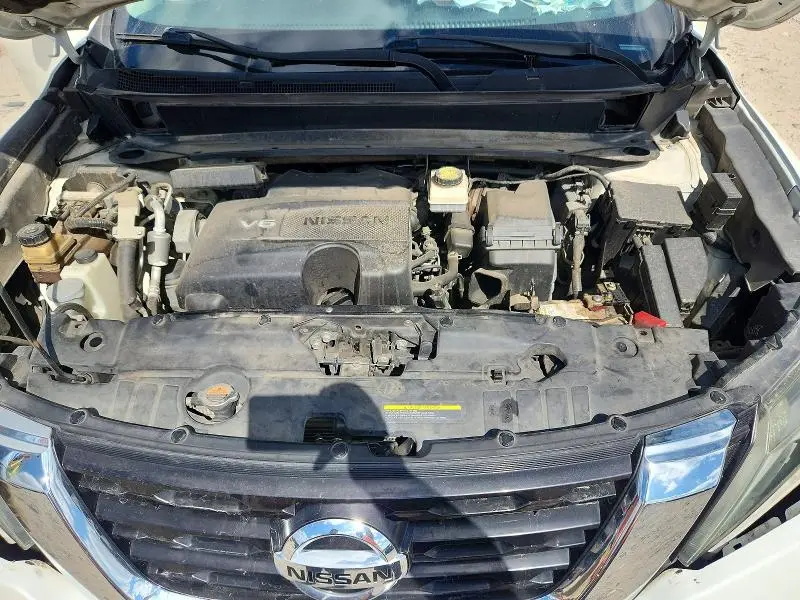 2017 NISSAN PATHFINDER SV  