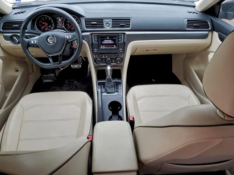 2016 VOLKSWAGEN PASSAT S  