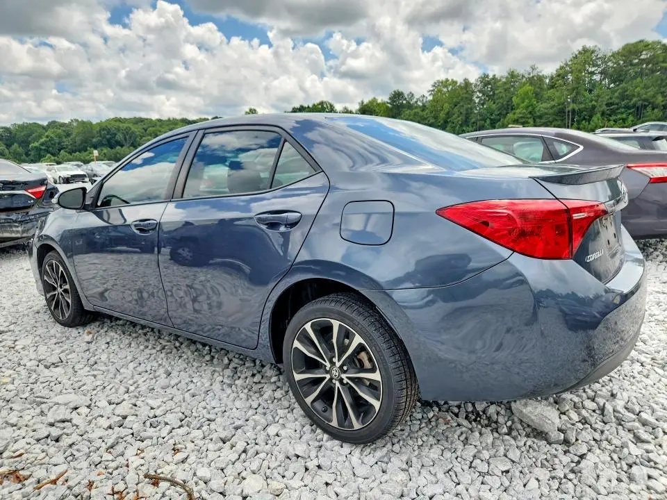 2018 TOYOTA COROLLA SE  