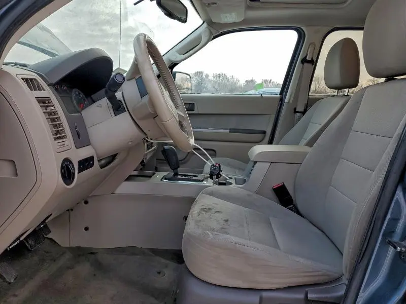 2011 FORD ESCAPE XLT  