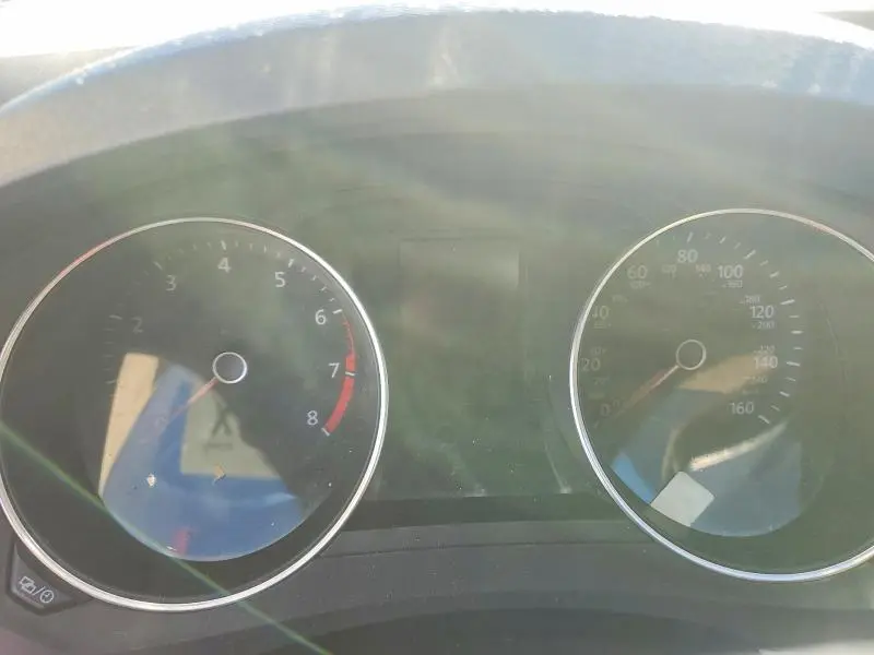 2016 VOLKSWAGEN JETTA SE  