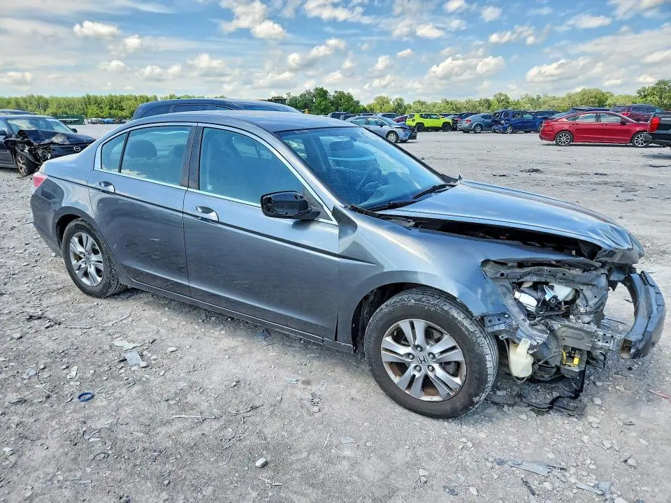 2011 HONDA ACCORD SE  
