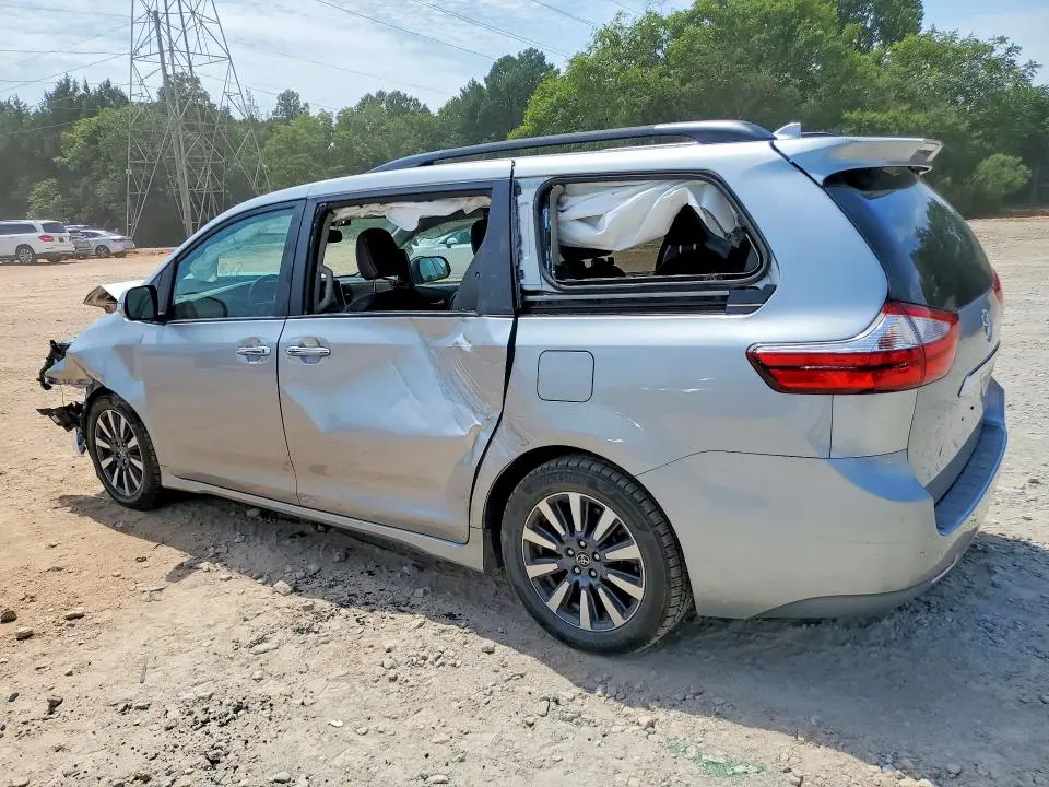 2019 TOYOTA SIENNA LIMITED PREMIUM 7-PASSENGER  
