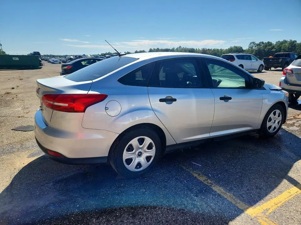 2018 FORD FOCUS S  