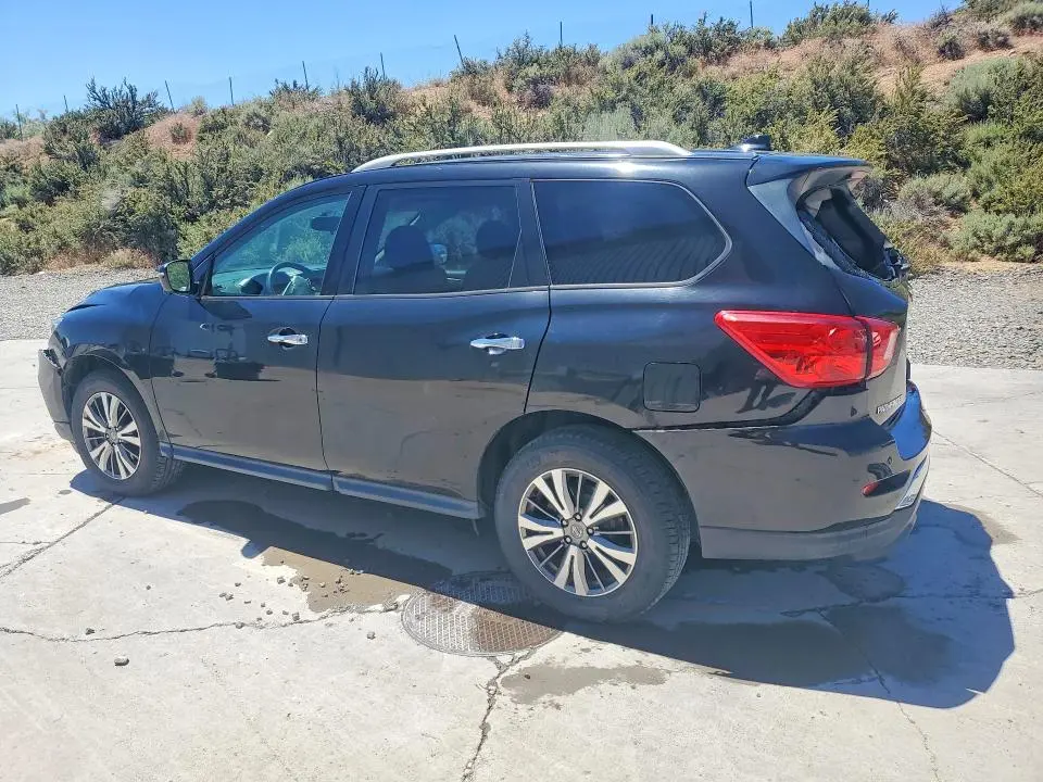 2019 NISSAN PATHFINDER SL  