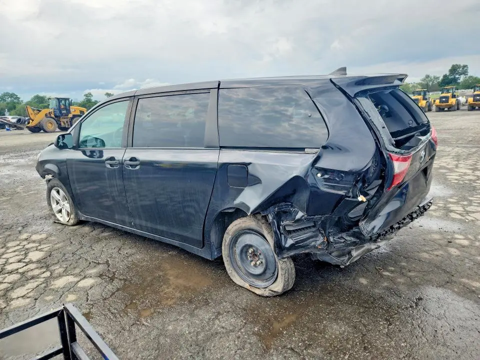 2020 TOYOTA SIENNA L  