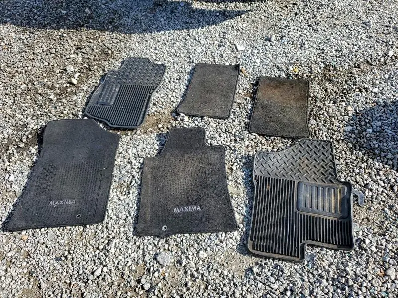 2014 NISSAN MAXIMA S  