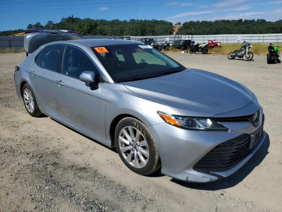 2018 TOYOTA CAMRY LE  