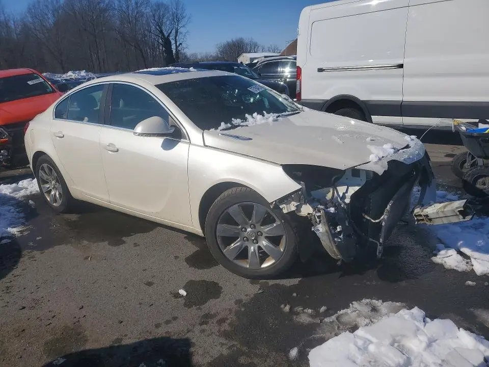 2012 BUICK REGAL   