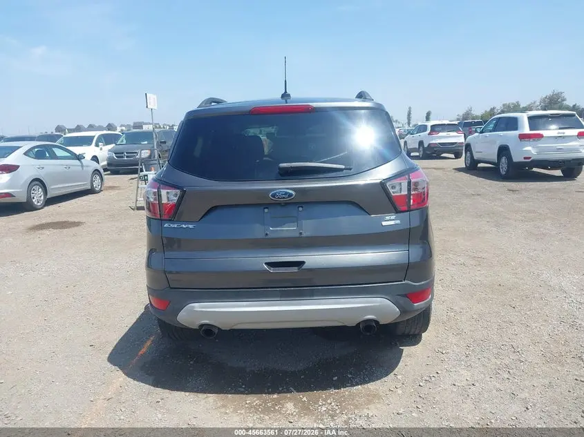 2018 FORD ESCAPE SE