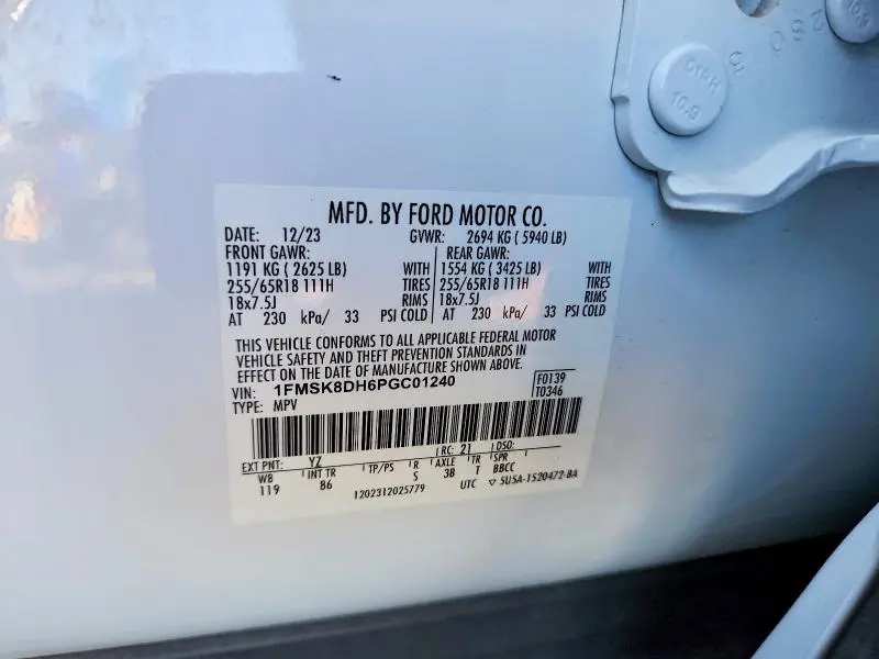 2023 FORD EXPLORER XLT  