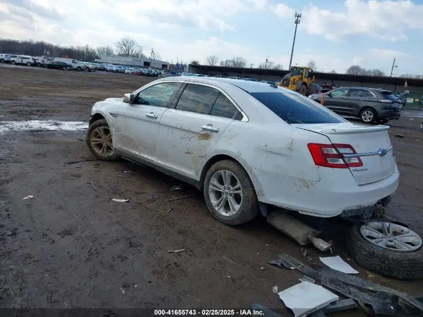 2016 FORD TAURUS SE