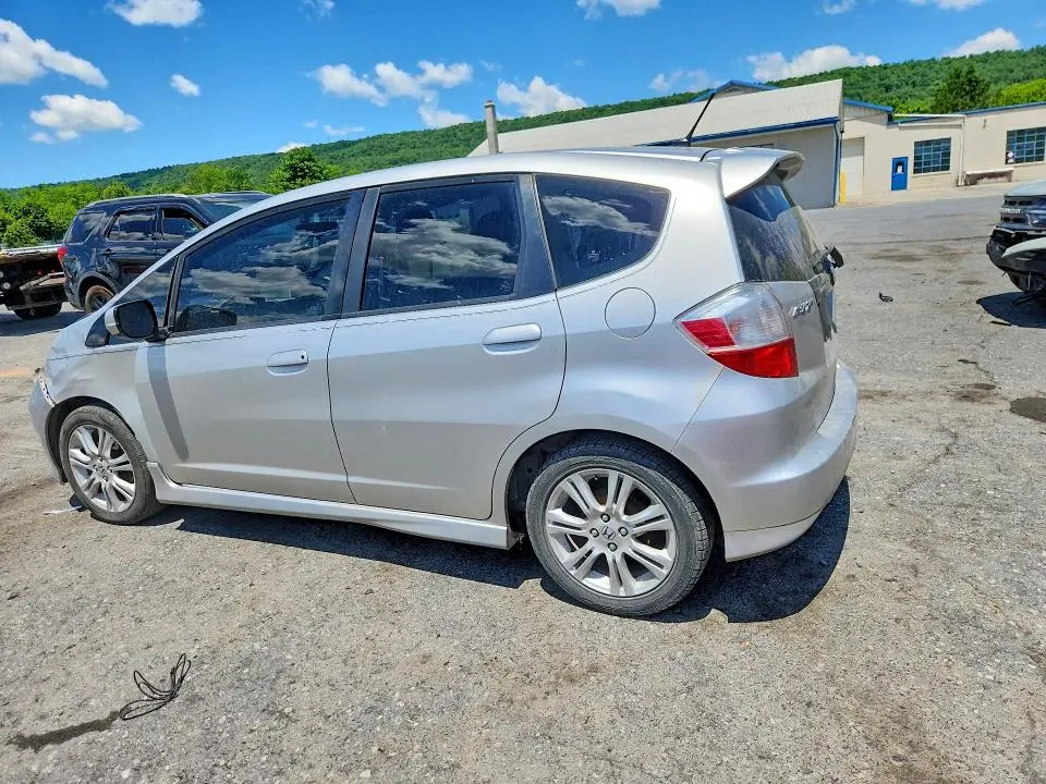 2011 HONDA FIT SPORT  