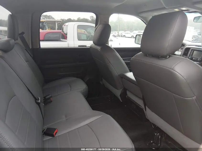 2019 RAM 1500 CLASSIC TRADESMAN  4X4 5'7 BOX