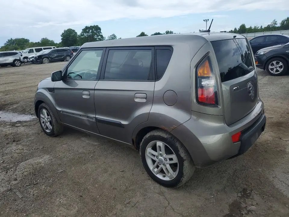2010 KIA SOUL +  