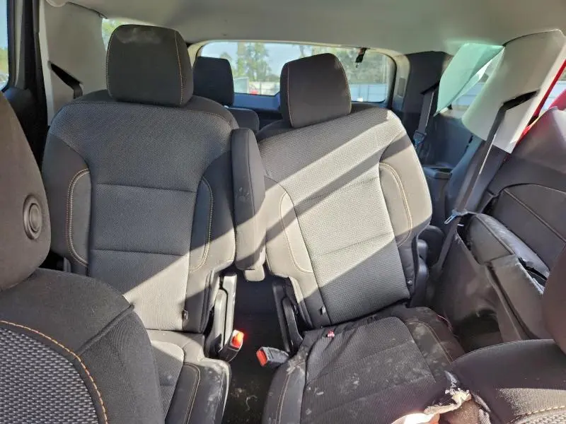 2020 CHEVROLET TRAVERSE LT  