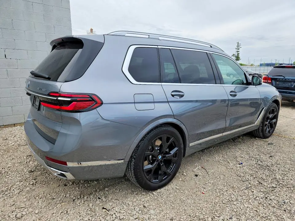 2025 BMW X7 XDRIVE40I  