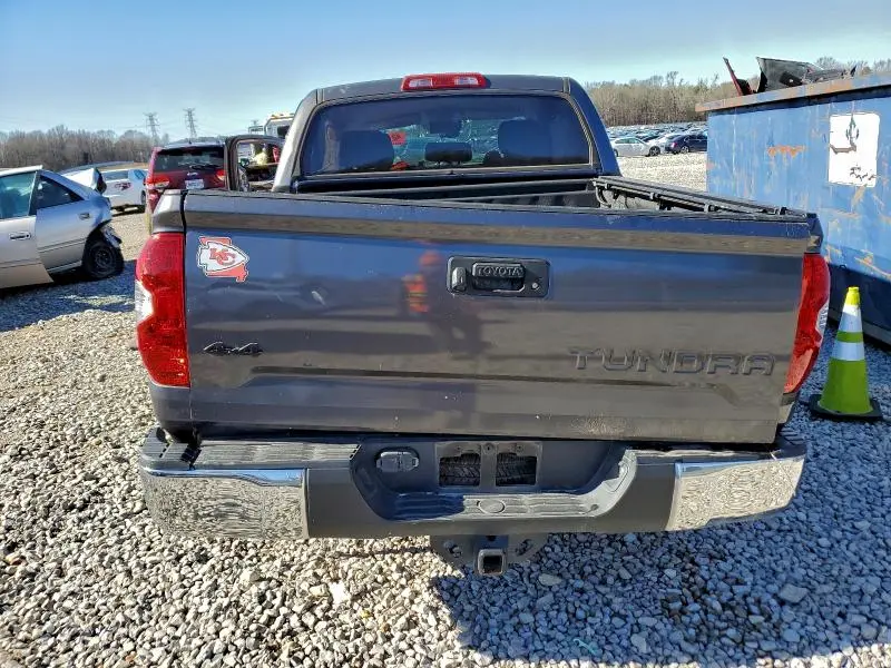 2019 TOYOTA TUNDRA CREWMAX SR5  
