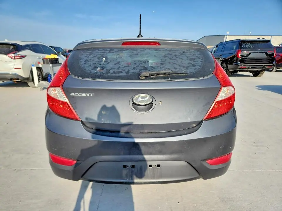 2013 HYUNDAI ACCENT GS  