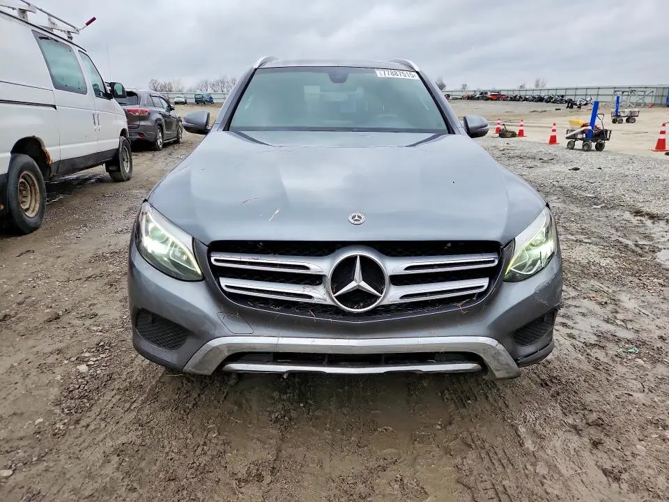 2019 MERCEDES-BENZ GLC 300  