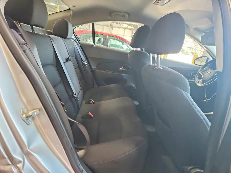 2012 CHEVROLET CRUZE LT  